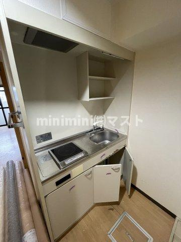 エイバー新野田のキッチン