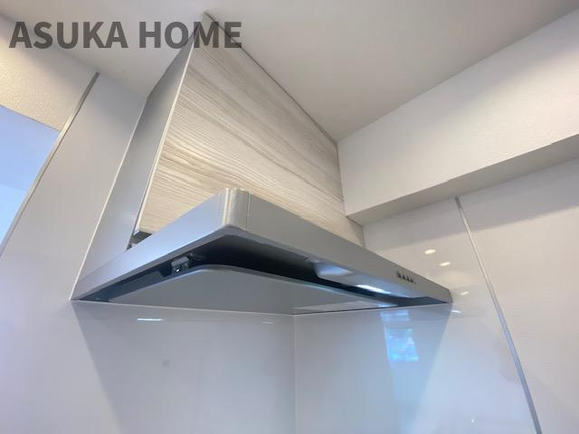 ラディエンス関内南のキッチン|お手入れも楽々できるシンプルな構造になっているので、お掃除時の時も安心ですね。
