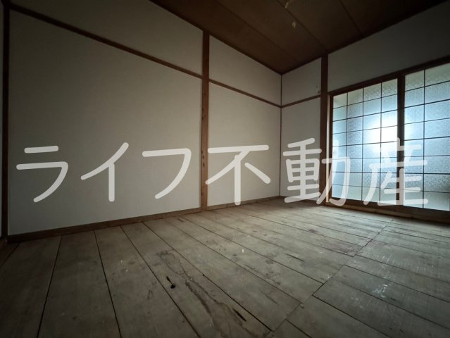 岩本文化の居間・リビング|こちらの居間で趣味の時間をお楽しみください