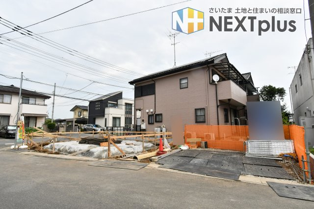 北足立郡伊奈町内宿台４丁目　全１棟の前面道路含む現地写真