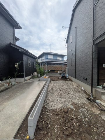 田谷町貸家の駐車場