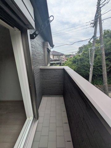田谷町貸家のバルコニー