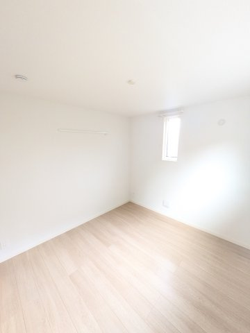 田谷町貸家の洋室