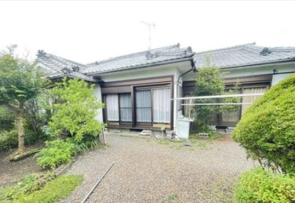 都城市鷹尾４丁目の中古一戸建