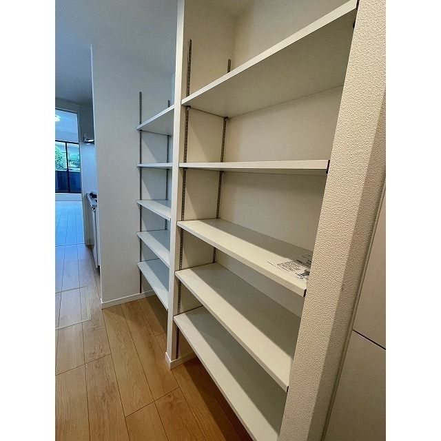 エクセラン馬橋westの収納