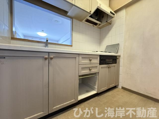 ダイアパレス湘南虹ヶ浜オーシャンビュー　のキッチン|キッチンスペース