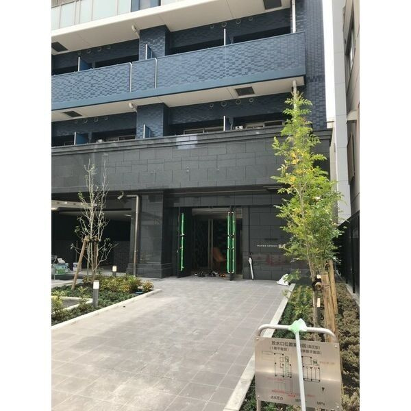 名古屋市中区千代田５丁目の賃貸マンションのエントランス