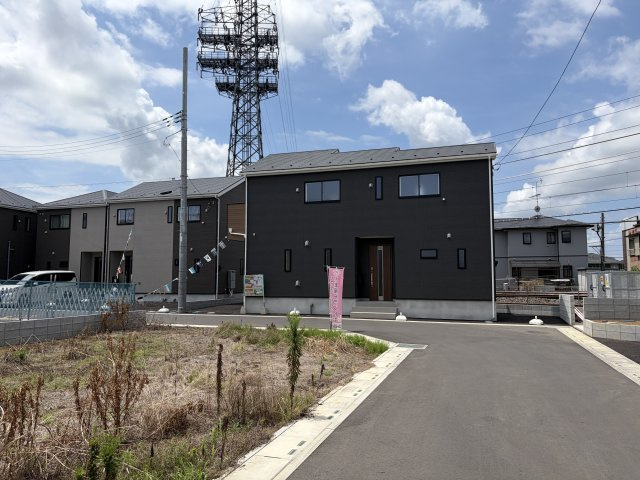 【玄関】 | 宮代町百間第8 Ⅰ期　新築戸建　全10棟　5号棟