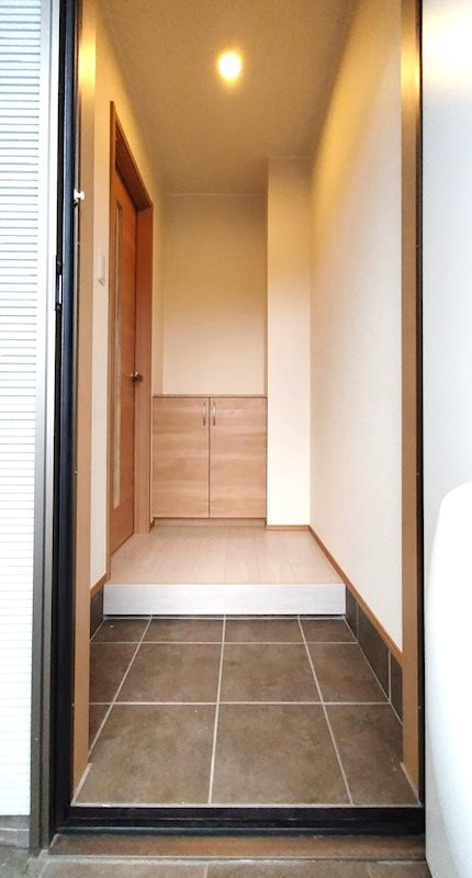 侑信輪Ⅴ（ユウシンワ５） の玄関