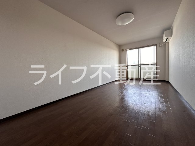 グロースコート大蓮東の居間・リビング