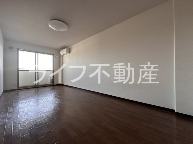 グロースコート大蓮東の居間・リビング