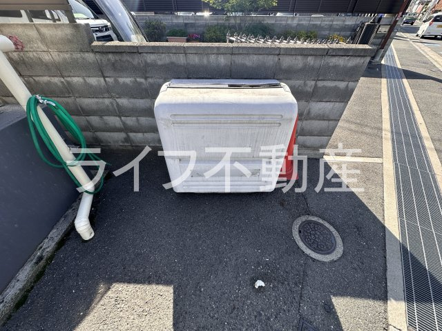 グロースコート大蓮東の駐車場