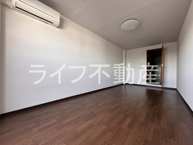 グロースコート大蓮東の居間・リビング