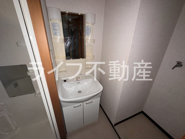 グロースコート大蓮東の洗面所