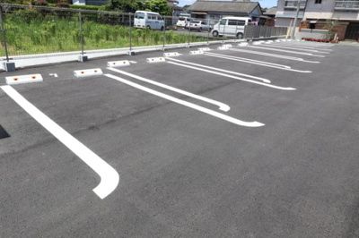 【駐車場】 | ベルイール B棟 | 駐車場