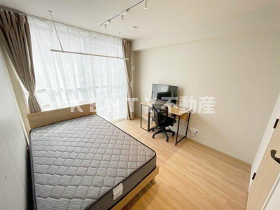 【寝室】 | マイナビＳＴＡＹアーバンオアシス大井町（LEGALAND大井町 / リーガランド大井町） | 広くて明るい寝室