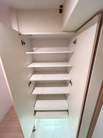ワコーレ神戸灘タワーの玄関