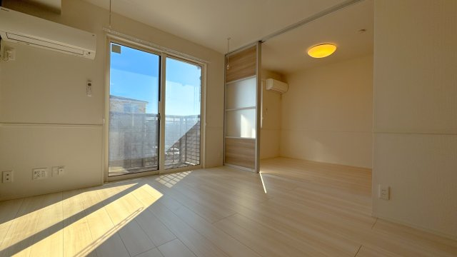 ヒルクレスト光長寺の居間・リビング