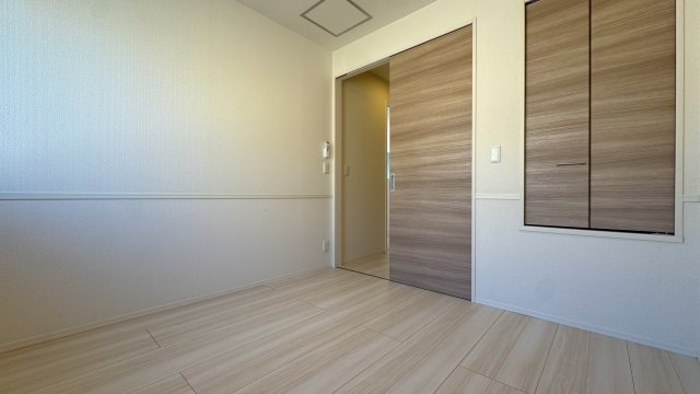 ヒルクレスト光長寺の洋室