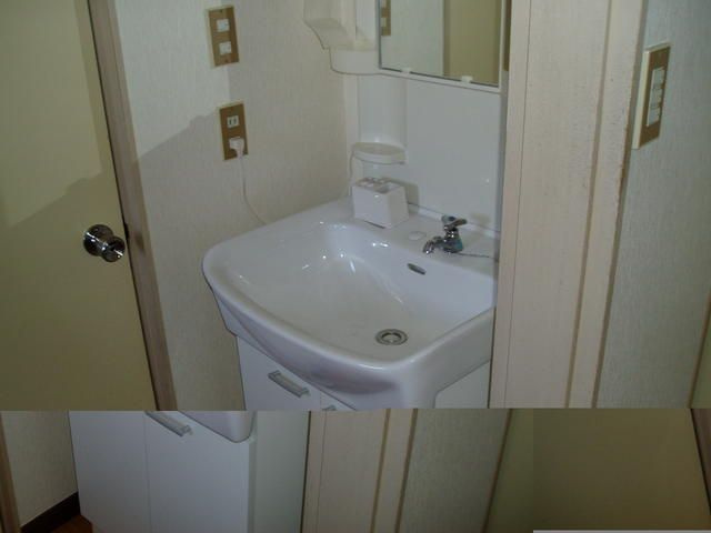 マンション速川の独立洗面台