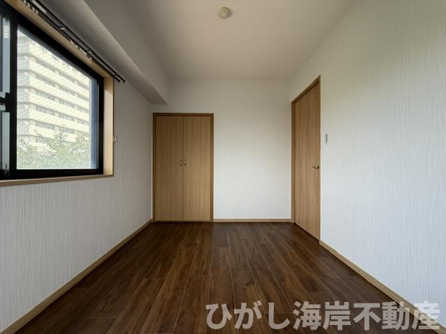 マイキャッスル平塚IIIの寝室|新規リフォーム完了！　5.8帖　洋室