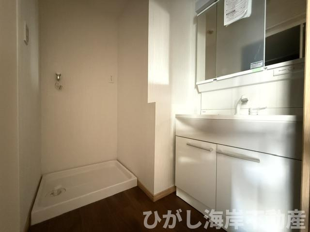 マイキャッスル平塚IIIの脱衣所|新規リフォーム完了！　脱衣スペース