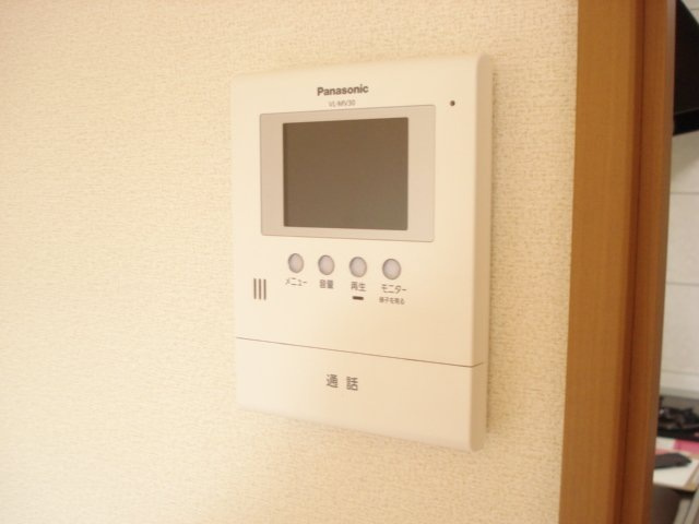横浜市旭区さちが丘の賃貸マンションのセキュリティ|モニター付きインターホン♪