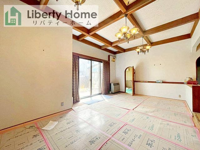 水戸市双葉台2丁目　中古戸建の居間・リビング