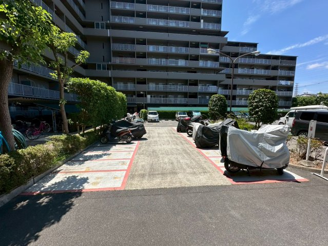 エバーグリーン門真の駐輪場