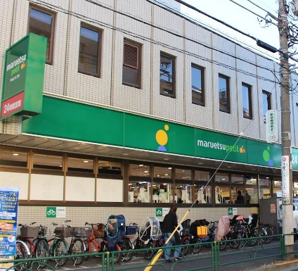 ガーラ・ヒルズ新宿の周辺