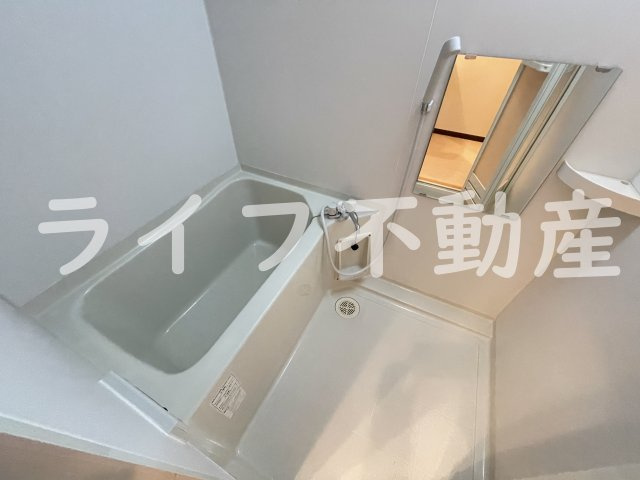 メルベーユ高井田の浴室|ゆったり過ごせるお風呂です