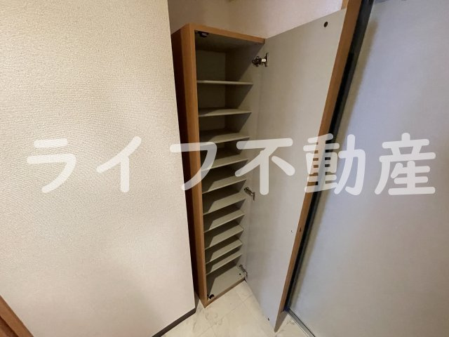メルベーユ高井田の収納|大きなものも収納できそうです