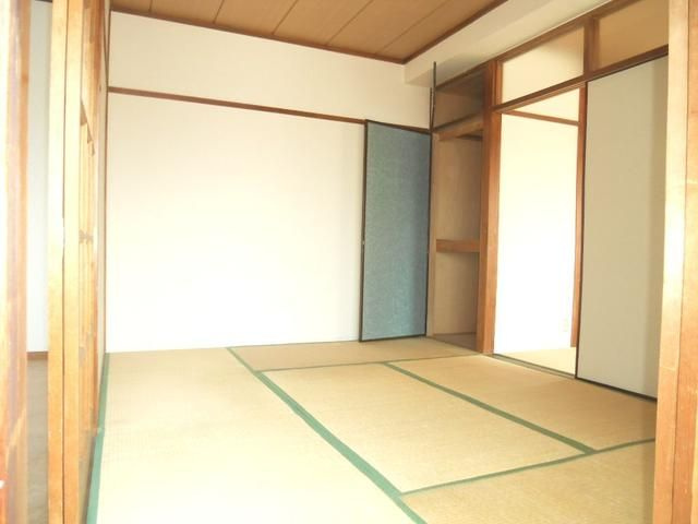 松戸市根本の賃貸マンションの寝室