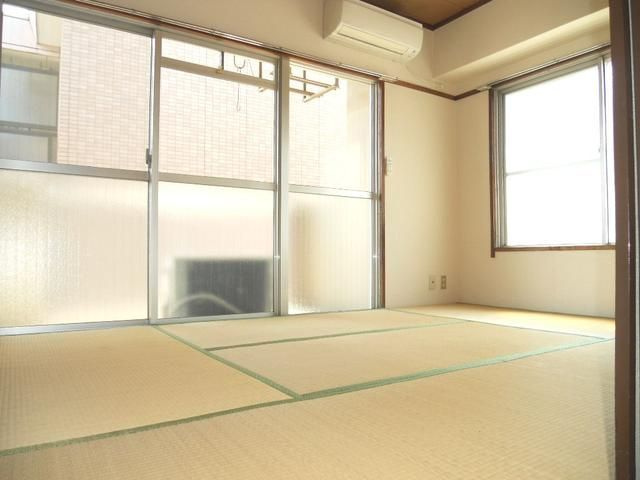 松戸市根本の賃貸マンションの寝室