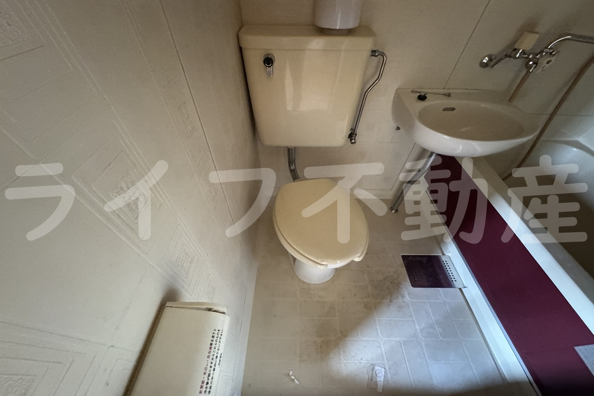 グローリア高井田のトイレ|ゆったりとした空間のトイレです