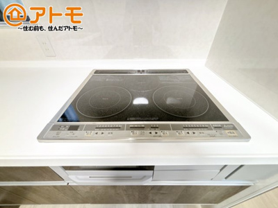 【設備】 | 裾野市二ツ屋　中古一戸建て | ３口コンロは使い勝手がよくお料理も楽しくなりそうです♪