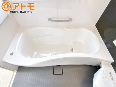 【浴室】 | 裾野市二ツ屋　中古一戸建て | お風呂で日々の疲れを落としましょう♪スタイリッシュなお風呂になっています！