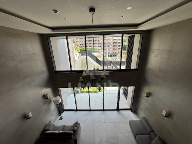 S-RESIDENCE愛宕SOUTH　愛宕小学校区のロビー|S-RESIDENCE愛宕SOUTH