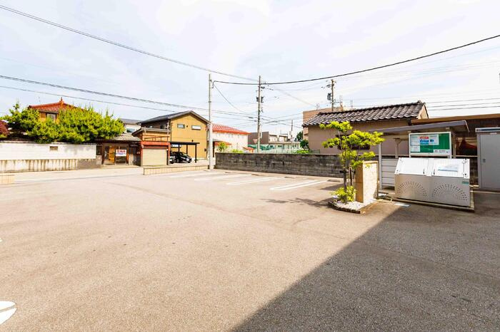 D-room城東の駐車場