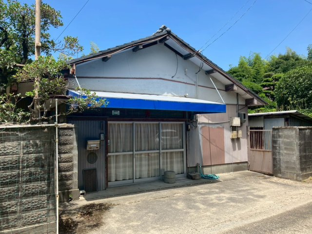 「ちょうどよい平屋」野市町西佐古　中古一戸建ての外観|この佇まい、古民家好きにはたまらないですね♪