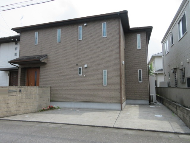 中古戸建　東松山市あずま町1-16-6の外観