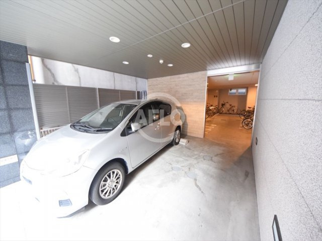 ジュネーゼグラン上本町の駐車場|ジュネーゼグラン上本町　駐車場