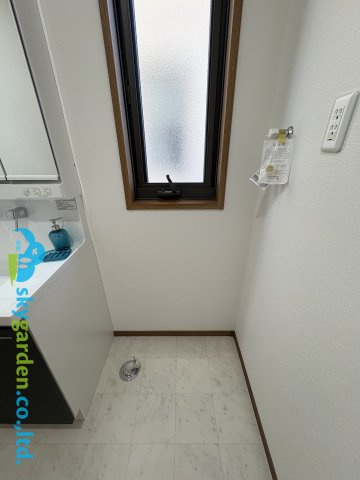 藤沢市宮原　中古戸建のランドリースペース