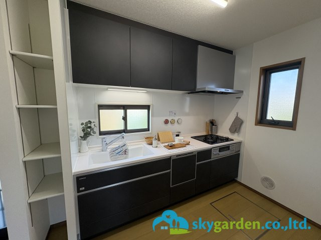 藤沢市宮原　中古戸建のキッチン|システムキッチン