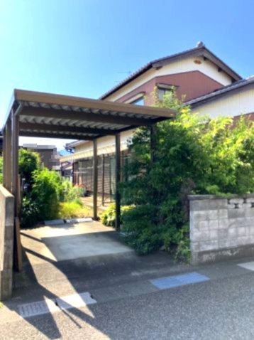 敦賀市昭和町1丁目中古戸建の駐車場