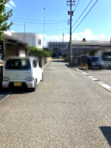 敦賀市昭和町1丁目中古戸建の前面道路含む現地写真