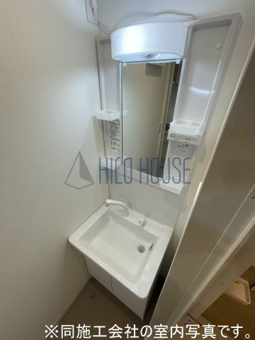 ジーメゾン川越市稲荷町の洗面所