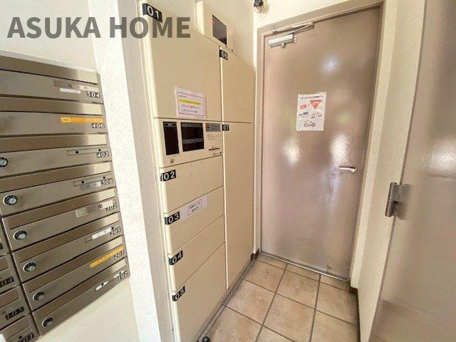 クランシティ横濱テラッツァの設備|不在時にもあると大変便利な宅配ボックスを完備。