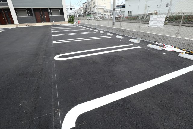 デュオルーチェⅠの駐車場