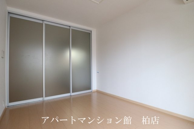 ピサンリの洋室